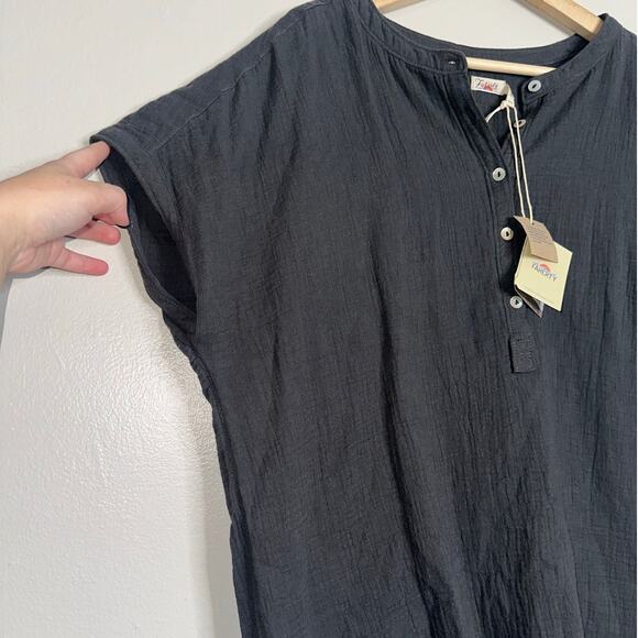 Faherty Dream Desmond Organic Cotton Top Washed Black Size Large NWT - Picture 3 of 8
